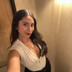 Laura V.